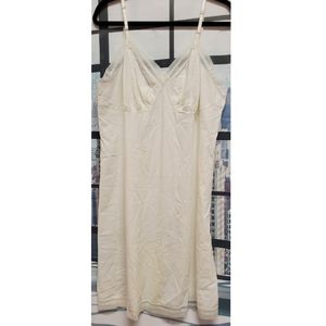 🔥RARE 1950s Full Slip🔥